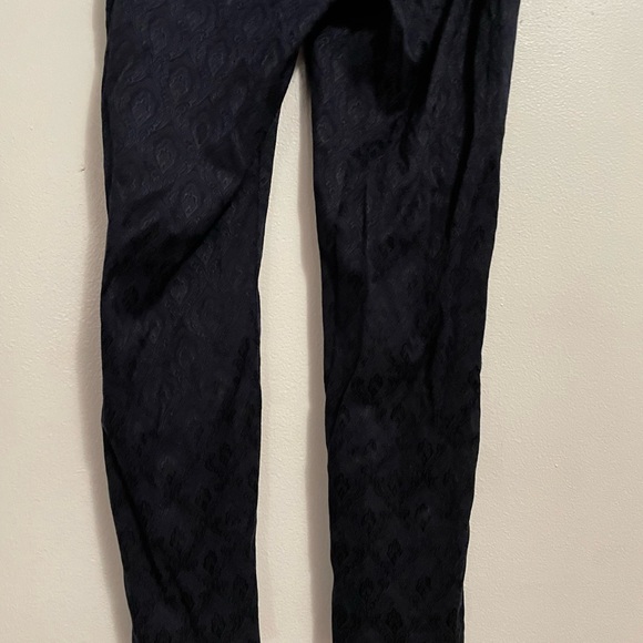 WHBM Slim Ankle Jacquard Pants | Size 2 | Textured Navy Trousers Workwear - Picture 4 of 5